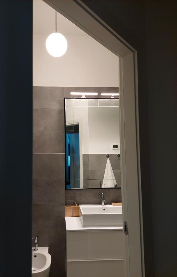 Little Nest Cenisio Monumentale Apartment มิลาน ภายนอก รูปภาพ